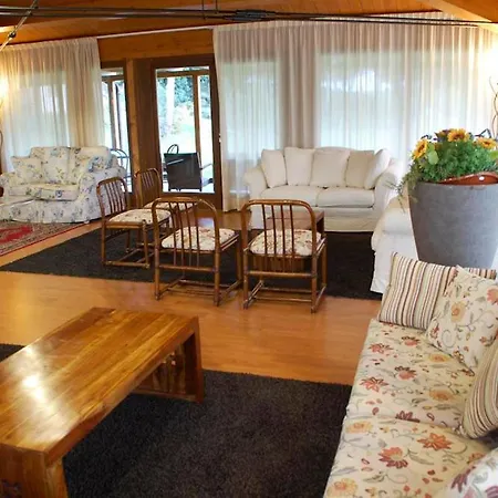 Villa Sleeps 34 Pool Air Con Wifi