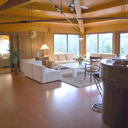 Sleeps 34 Pool Air Con Wifi *