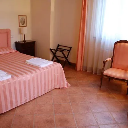 Villa Sleeps 34 Pool Air Con Wifi