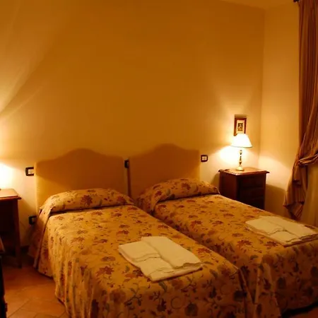 Sleeps 34 Pool Air Con Wifi Villa Ranciano