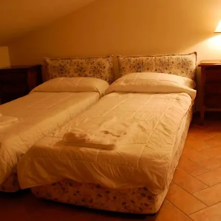 Sleeps 34 Pool Air Con Wifi